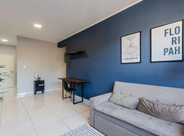 Apartamento · 58m² · 1 Quarto · Apartamento reformado e mobiliado