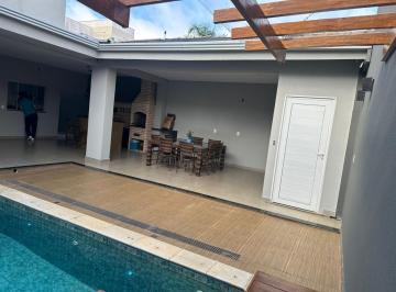 Casa · 176m² · 3 Quartos · 3 Vagas · Casa com 3 quartos à venda no Bairro Jardim Botânico - Uberlândia/MG
