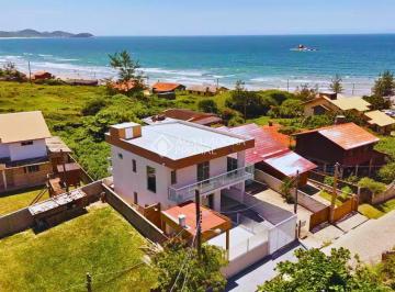 685529_iw614211443AZ411f51b_68552967bb01fa72b8b.jpg · Casa 4 dormitórios na Vila Esperança, Praia da Ribanceira