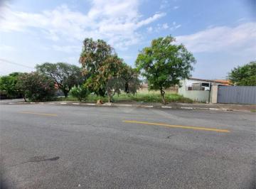 Área de Serviço · Terreno à venda em Centro - SP