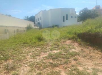 Área de Serviço · Loteamento à venda em Centro - SP