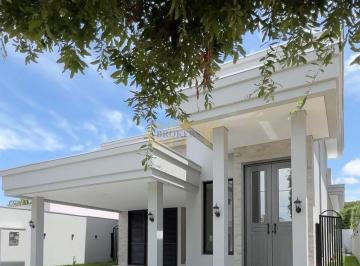 Casa · 3 Quartos · 4 Vagas · Vende-se Casa Térrea Neo Clássica Condomínio Belvedere