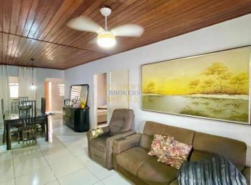 Casa · 3 Quartos · 4 Vagas · Vende-se Casa Tijucal Setor 3 (Prox. Mercado e Farmácia)