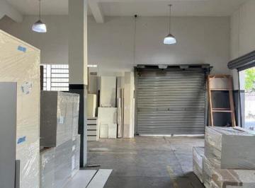 Comercial · 208m² · Salão comercial à venda no Nova Americana em Americana