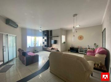 Casa · 210m² · 3 Quartos · 4 Vagas · Casa à venda no Jardim Ipiranga em Americana