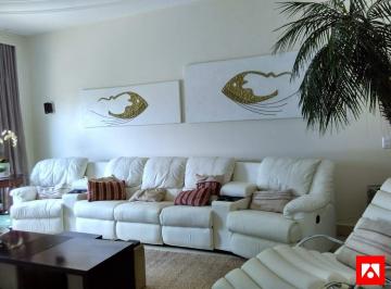 Casa · 465m² · 3 Quartos · 4 Vagas · Sobrado à venda no Condomínio Residencial Flora Frezzarim, em Americana