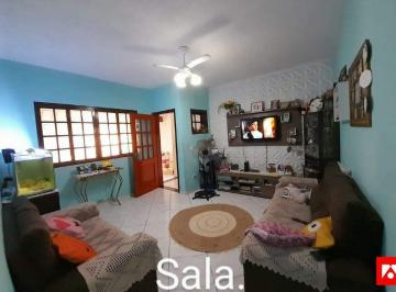 Casa · 181m² · 2 Quartos · 2 Vagas · Casa à venda no Santa Cruz em Americana