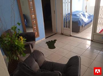 Casa · 225m² · 4 Quartos · 2 Vagas · Casa à venda no Jardim Gov. Mario Covas em Americana