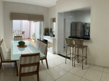 Casa · 171m² · 2 Quartos · 2 Vagas · Casa à Venda no Centro de Santa Bárbara d'Oeste.