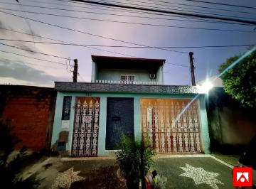 Casa · 240m² · 3 Quartos · 2 Vagas · Casa à venda com 3 quartos (1 suíte) e 2 vagas no Vale das Nogueiras em Americana
