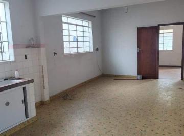 Casa · 220m² · 4 Quartos · 2 Vagas · Casa à venda no centro de Santa Bárbara d'Oeste.