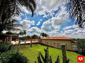 Rural · 1050m² · 2 Quartos · 5 Vagas · Chácara à venda no Condomínio São Roque em Iracemápolis.