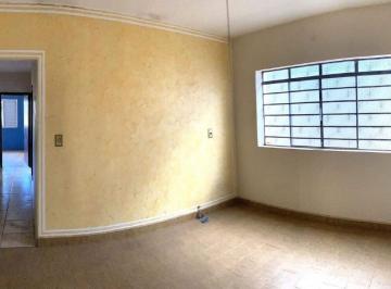 Casa · 480m² · 3 Quartos · 1 Vaga · Casa à Venda no Centro de Santa Bárbara d'Oeste com 3 Quartos e Garagem.