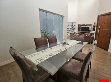 Casa · 324m² · 3 Quartos · 4 Vagas · Casa à venda com 3 quartos (2 suítes) e 4 vagas no Jardim Flamboyant em Santa Bárbara d'Oeste 