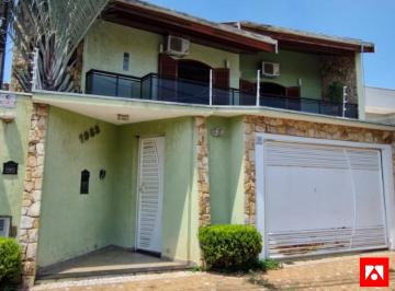 Casa · 341m² · 4 Quartos · 4 Vagas · Sobrado à venda no Jardim São Paulo, em Americana com 4 quartos (2 suítes) e 4 vagas de garagem