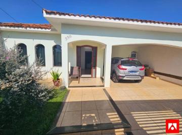 Casa · 151m² · 3 Quartos · 4 Vagas · Casa à venda no Jardim São Francisco em Santa Bárbara d'Oeste