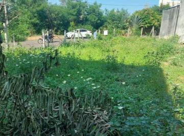 Terreno · 220m² · Terreno à venda no Catharina Zanaga em Americana. 