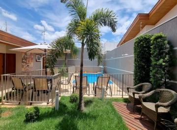 Casa · 368m² · 4 Quartos · 4 Vagas · Sobrado amplo à venda no Jardim São Paulo, em Americana