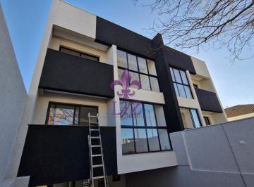 Casa de 3 quartos, Quatro Barras · Lindos sobrados à venda no Jardim Patricia