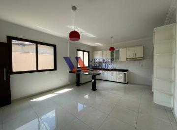 Casa · 170m² · 3 Quartos · 2 Vagas · Casa 03 quartos Encantadora e Funcional para alugar no bairro Ingá