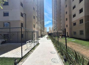Apartamento · 32m² · 2 Quartos · Apartamento com 2 quartos, sala, cozinha, banheiro e área de serviço.
