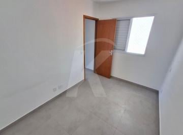 Casa · 30m² · 1 Quarto · Apartamento com 1 quarto, sala, cozinha e banheiro.