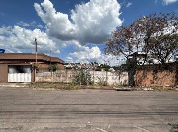 Terreno · 360m² · Lote com 360 m² com excelente localização