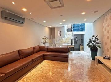 Casa · 244m² · 3 Quartos · 4 Vagas · Sobrado de Alto Padrão com 3 Suítes e Espaço Gourmet para Comprar, 244m² - Campestre, Santo André/SP