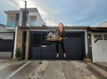 Casa · 2 Quartos · 2 Vagas · Linda Casa com piscina à Venda no Portal das Alamedas