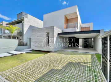 Fachada · Casa moderna com piscina disponível para venda no Mosaico Essence.