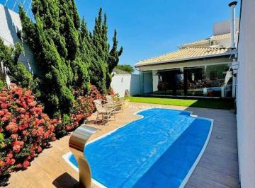 8c6d796a1ae38f66f13ee38298e4aaab3f981b22 · Casa com 3 dormitórios à venda, 210 m² por R$ 1.720.000,00 - Jardim Florestal - Jundiaí/SP