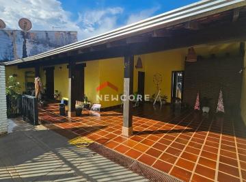 Casa · 226m² · 4 Quartos · 4 Vagas · Casa em  Rua Guarulhos - Champagnat - Londrina/PR