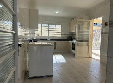 a65a717b80fae6dc6bffc931f02e33ba42c079cc · Casa com 3 quartos à venda, 175 m² por R$ 850.000 - Jardim Planalto - Salto/SP