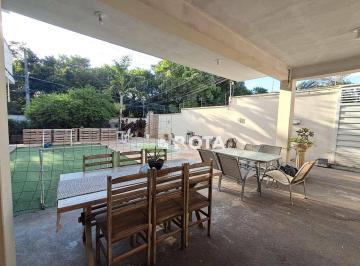 359ffbd7462c8704c9b57c70ac332c5907ac9b4d · Sobrado c/ 5 quartos (4 suítes) + piscina.