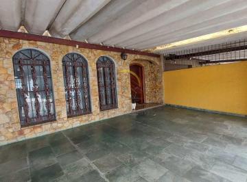 Casa · 218m² · 3 Quartos · 3 Vagas · Casa com 3 quartos, Centro, São Vicente - R$ 910 mil, Cod: 5505