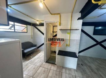 8ec3c6a83b1b4176296f28e70dc1c23356a13b69 · 35 m² LOFT / STUDIO