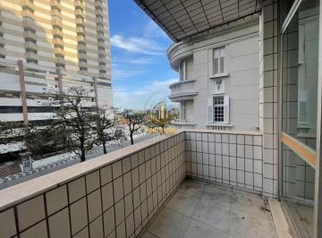 Apartamento · 310m² · 3 Quartos · 2 Vagas · Apartamento à venda no Gonzaga em Santos - 3 quartos com varanda e vista para o mar