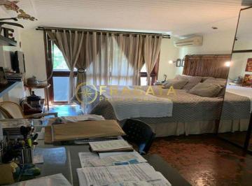 Casa · 340m² · 3 Quartos · 3 Vagas · Casa com 3 quartos no Campo Belo
