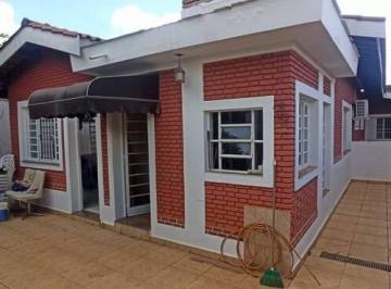 Casa · 300m² · 3 Quartos · 3 Vagas · Oportunidade Casa a venda Atibaia região central, térrea, 3 dorm R$ 750 mil
