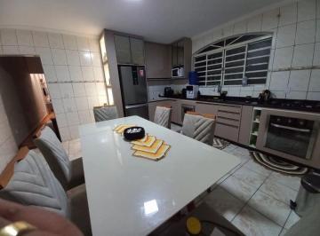 202502281133079047.jpg · Sobrado para Venda em Sorocaba, Jardim Santo Amaro, 3 dormitórios, 3 banheiros, 3 vagas