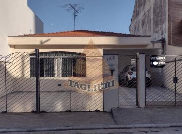Casa · 217m² · 3 Quartos · 5 Vagas · Casa térrea com 3 quartos no Carrão com ótimo terreno.