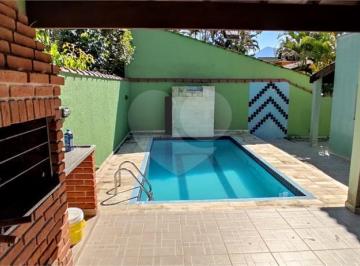 Área de Serviço · Casa com 4 quartos à venda em Boracéia - SP
