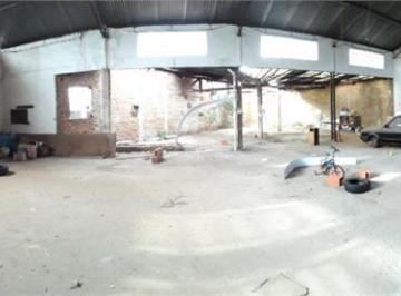 Área de Serviço · Terreno com 5 quartos à venda em Vila hortência - SP