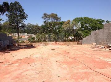 Área de Serviço · Terreno à venda em Parque silvino pereira - SP
