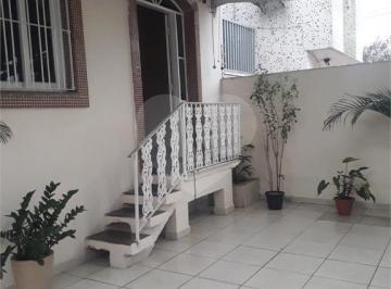 Casa · 243m² · 3 Quartos · 2 Vagas · Casa com 3 quartos à venda em Embaré - SP
