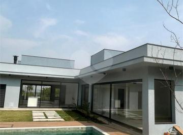 Área de Serviço · Condomínio com 4 quartos à venda em Bairro campos de santo antônio - SP