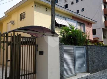 Casa · 135m² · 4 Quartos · 7 Vagas · Sobrado com 4 quartos à venda em Aparecida - SP