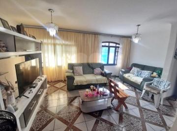 Casa · 250m² · 4 Quartos · Sobrado com 4 quartos à venda em Boqueirão - SP