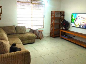 Casa · 154m² · 3 Quartos · 2 Vagas · Casa com 3 quartos à venda em Centro - SP
