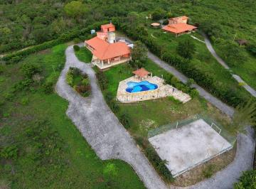 Casa , Gravatá · Casa em condomínio fechado com 5 suítes e piscina privativa! DE R$ 1.300.000,00 POR R$ 950 MIL!
